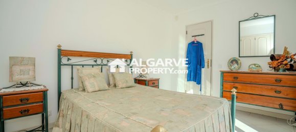 4 Schlafzimmer Villa in Quarteira, Portugal, Nr. 352659 19