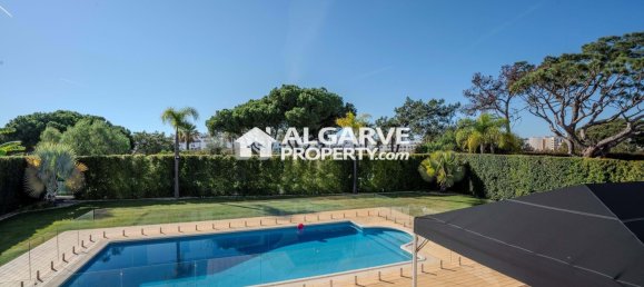 4 Schlafzimmer Villa in Quarteira, Portugal, Nr. 352659 35