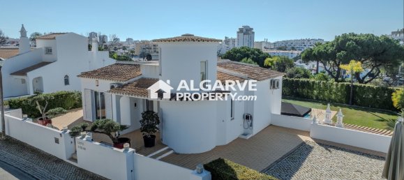 4 Schlafzimmer Villa in Quarteira, Portugal, Nr. 352659 7