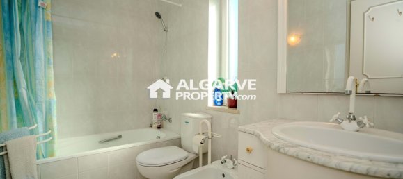 4 Schlafzimmer Villa in Quarteira, Portugal, Nr. 352659 21