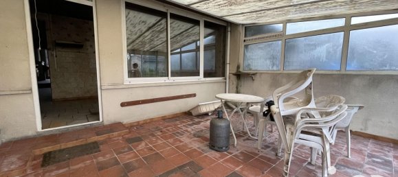 2 Schlafzimmer Stadthaus in Le Fouilloux, France, Nr. 100920 3