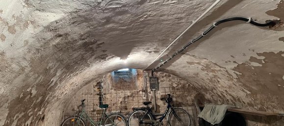 Здание с 12 комнатами в Бавария, Германия № 133576 16