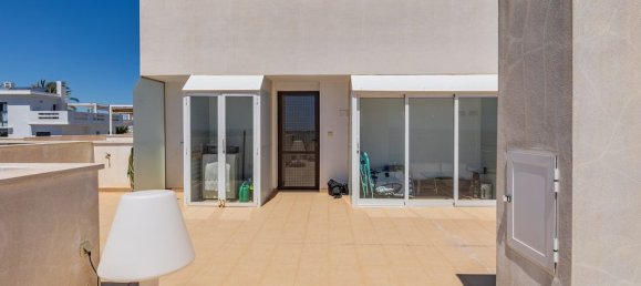 Ático de 3 dormitorios en Alicante, Spain No. 176319 32