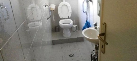 6 rooms House in Viareggio, Italy No. 16059 29