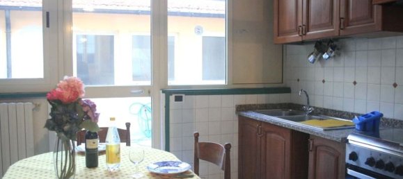 6 rooms House in Viareggio, Italy No. 16059 20