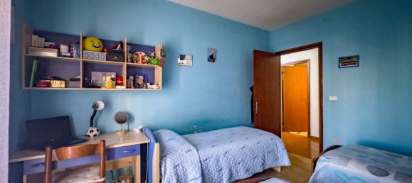 5 rooms Apartment in Canepina, Italy No. 152015 17