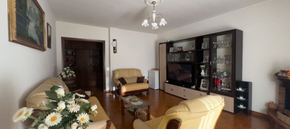 5 rooms Apartment in Canepina, Italy No. 152015 2