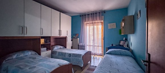 5 rooms Apartment in Canepina, Italy No. 152015 15
