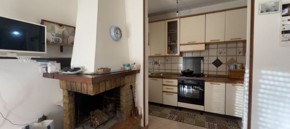 5 rooms Apartment in Canepina, Italy No. 152015 6