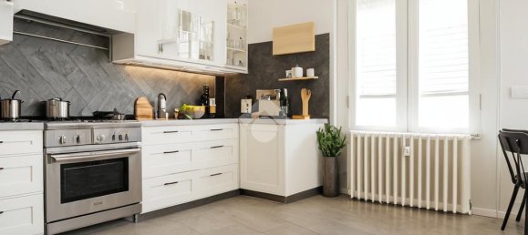 2 bedrooms Apartment in Mariano Comense, Italy No. 287073 5