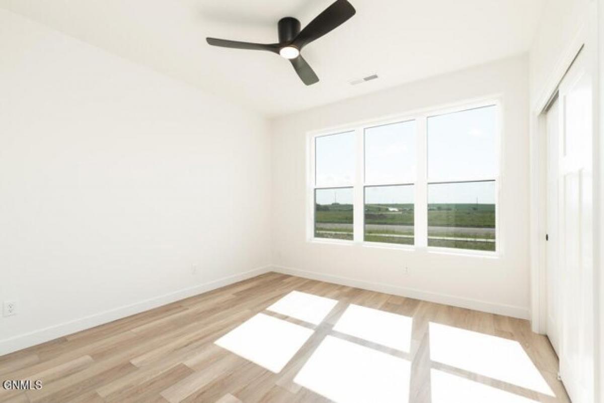 3 bedrooms House in Bismarck, USA No. 414388