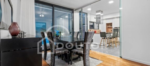 3 bedrooms House in Funchal, Portugal No. 25089 16