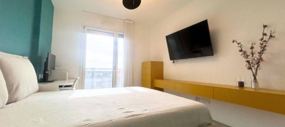2 bedrooms Apartment in Milan, Italy No. 342798 7