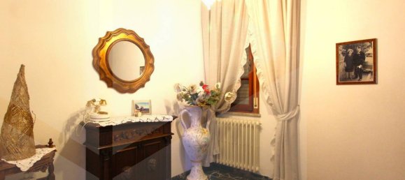 6 rooms House in Calcinaia, Italy No. 25538 5