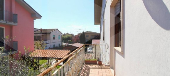 6 rooms House in Calcinaia, Italy No. 25538 15