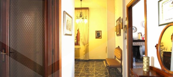 6 rooms House in Calcinaia, Italy No. 25538 17