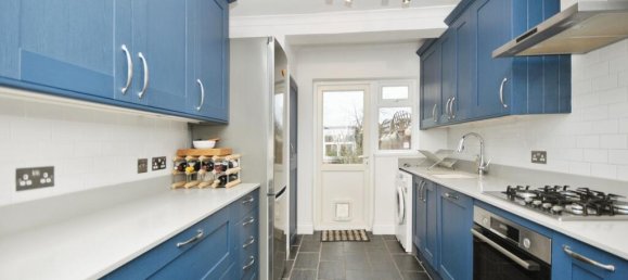 4 bedrooms House in Norbury, United Kingdom No. 11581 2