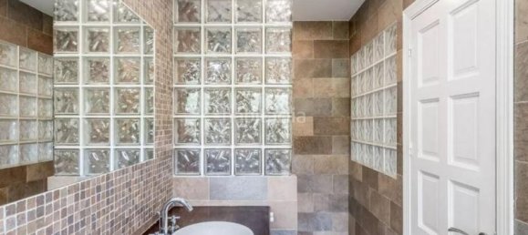 3 bedrooms Villa in Estepona, Spain No. 52302 23