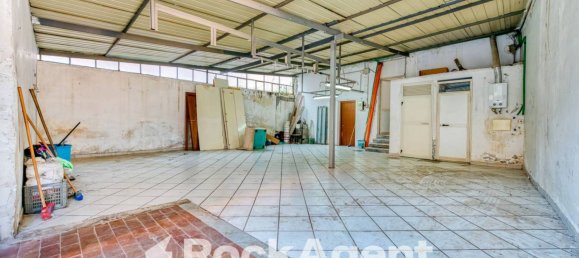 4 bedrooms House in Sant'Antonio Abate, Italy No. 14527 4