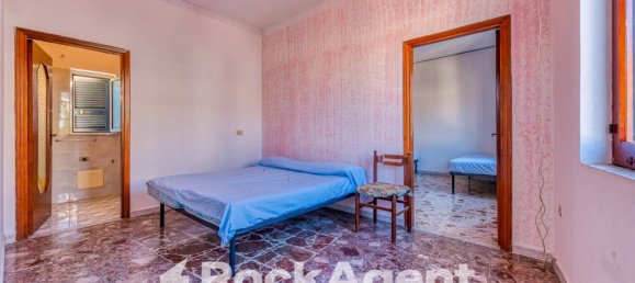 4 bedrooms House in Sant'Antonio Abate, Italy No. 14527 14