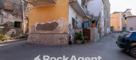 4 bedrooms House in Sant'Antonio Abate, Italy No. 14527 20