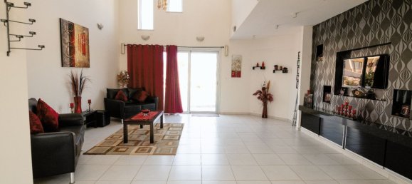 5 bedrooms Villa in Paralimni, Cyprus No. 22201 18