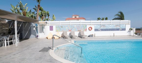 5 bedrooms Villa in Paralimni, Cyprus No. 22201 23