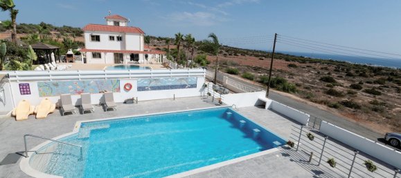 5 bedrooms Villa in Paralimni, Cyprus No. 22201 22