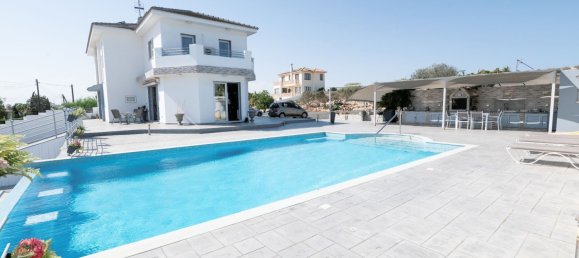 5 bedrooms Villa in Paralimni, Cyprus No. 22201 16