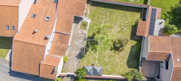 6 bedrooms House in Mey, France No. 251616 9