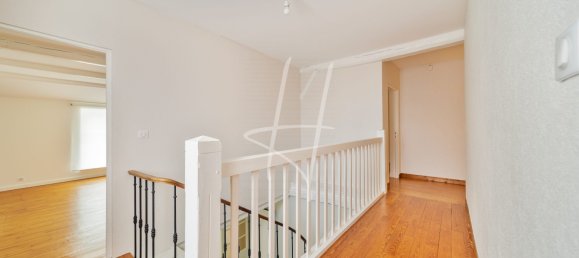 6 bedrooms House in Mey, France No. 251616 17