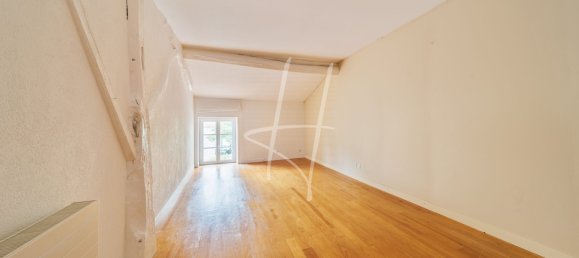 6 bedrooms House in Mey, France No. 251616 37