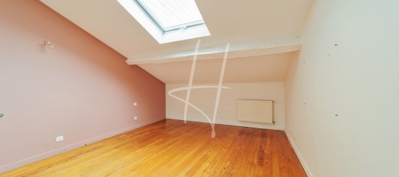 6 bedrooms House in Mey, France No. 251616 31