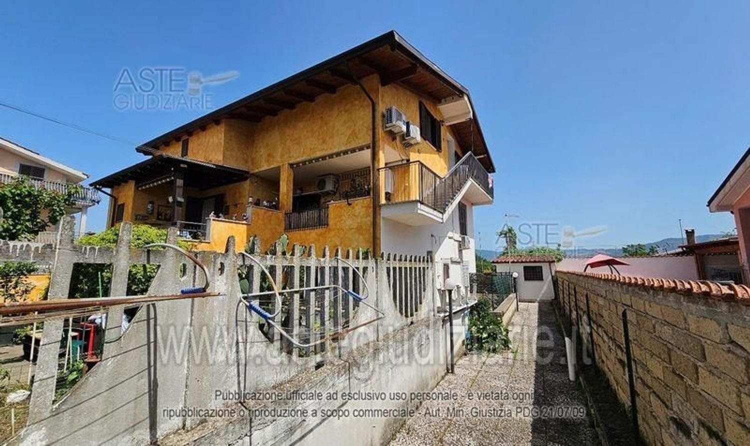 11 rooms House in Rome, Italy No. 97374