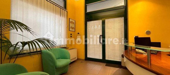 4 rooms Commercial property in Senago, Italy No. 6947 7