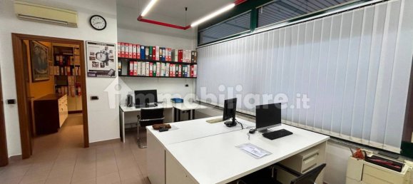4 rooms Commercial property in Senago, Italy No. 6947 10