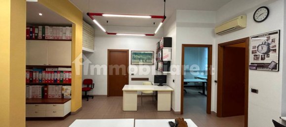 4 rooms Commercial property in Senago, Italy No. 6947 16
