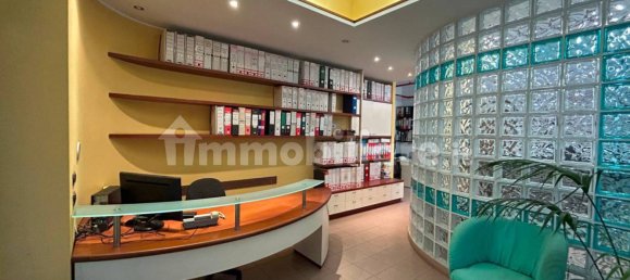4 rooms Commercial property in Senago, Italy No. 6947 2
