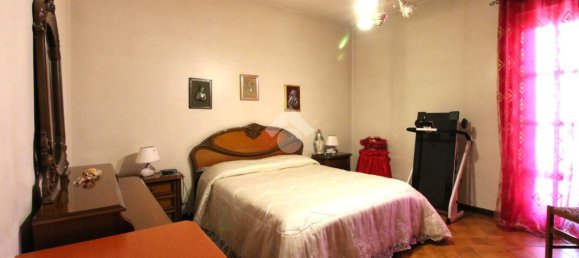 3 rooms Apartment in Curti, Italy No. 237722 14