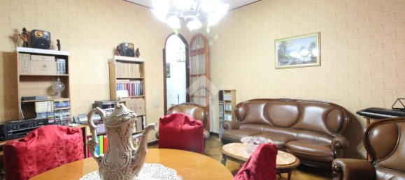 3 rooms Apartment in Curti, Italy No. 237722 9
