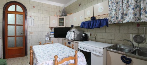 3 rooms Apartment in Curti, Italy No. 237722 11