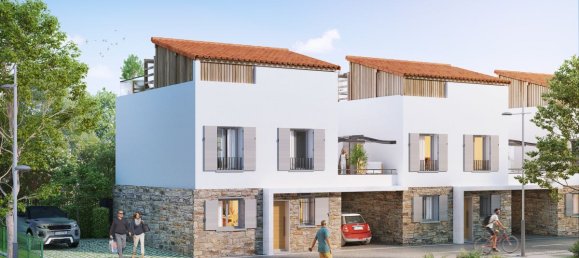 3 bedrooms Villa in Cavalaire-sur-Mer, France No. 203033 3