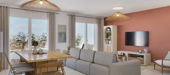 3 bedrooms Villa in Cavalaire-sur-Mer, France No. 203033 5