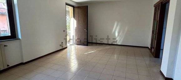 4غرفة منزل في Cislago, Italy رقم 16779 5