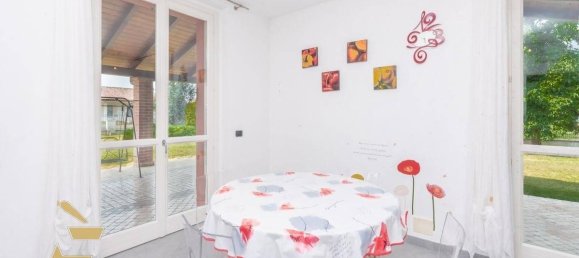 5 bedrooms Villa in Bassignana, Italy No. 103880 8