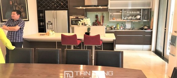 Villa T4 em Long Bien, Vietnam N.º 1193 3