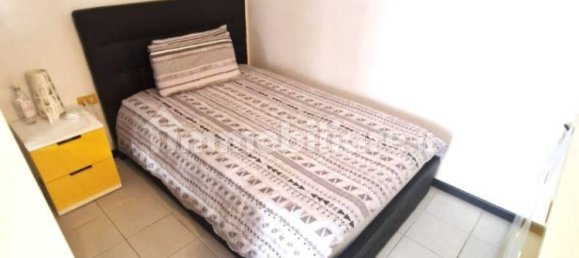 Квартира с 2 спальнями в Сереньо, Италия № 210513 15