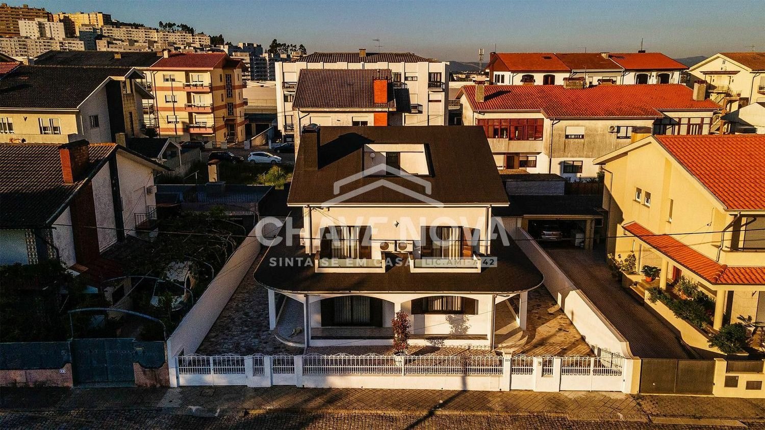 4 bedrooms House in Vila Nova de Gaia, Portugal No. 353826