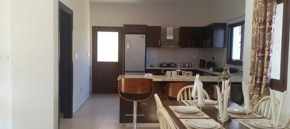 3 chambres Villa à Monagroulli, Cyprus No. 20750 9