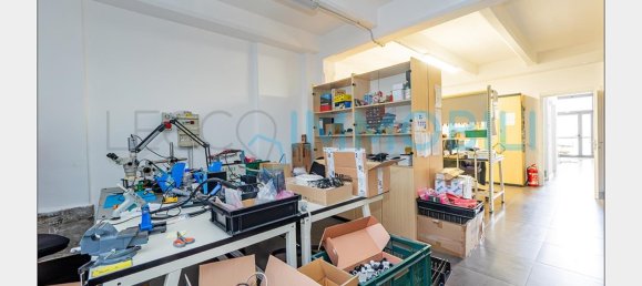 5-salle Bureau à Calolziocorte, Italy No. 267099 8